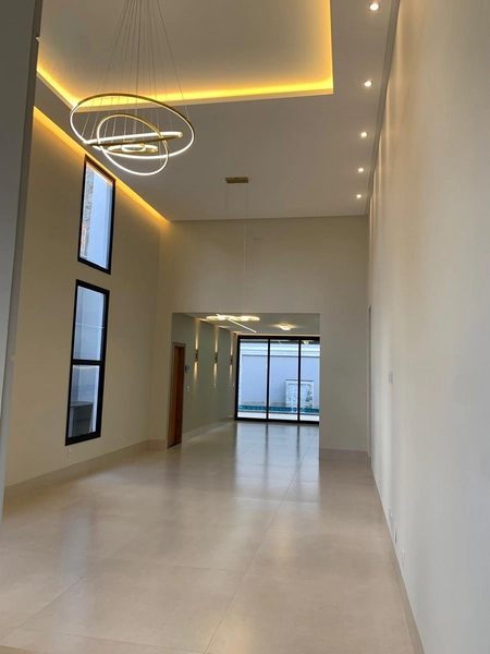 Casa dos sonhos no Parque Amazônia, toda em armários com muito requinte e bom gosto,: 3ª foto da galeria de imagens do imóvel