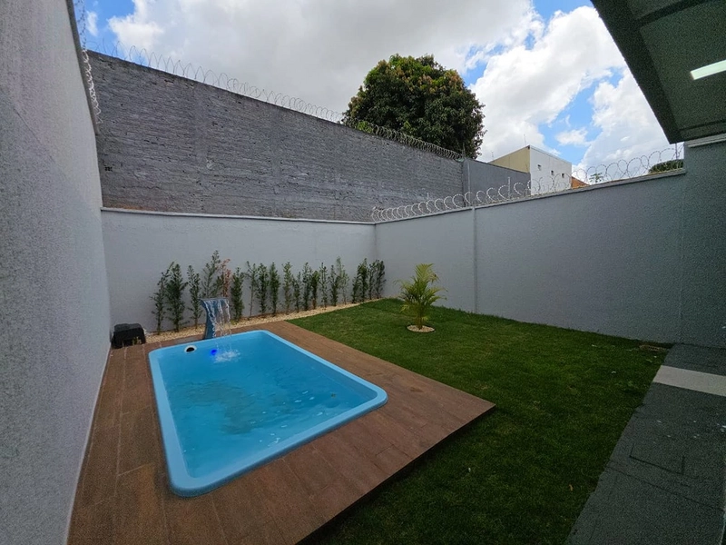 Linda casa 3/4 sendo 1 suíte com piscina : 15ª foto da galeria de imagens do imóvel