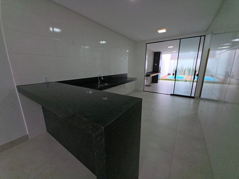 Linda casa 3/4 sendo 1 suíte com piscina : 13ª foto da galeria de imagens do imóvel