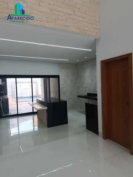 Linda casa com 3 suítes plenas, piscina aquecida e toda a casa.: 4ª foto da galeria de imagens do imóvel