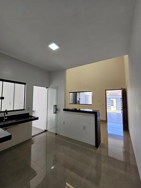 Casa 2 quartos sendo 1 suíte no Residencial Santa Fé boa localização: 2ª foto da galeria de imagens do imóvel