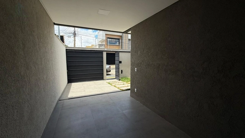 Linda casa 3 quartos sendo 1 suíte e lavabo com quintal: 4ª foto da galeria de imagens do imóvel