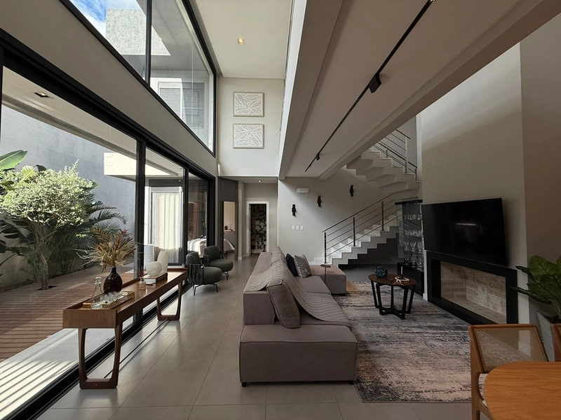 CASA DE ALTO PADRÃO NO CONDADO DE CAPÃO: 21ª foto da galeria de imagens do imóvel