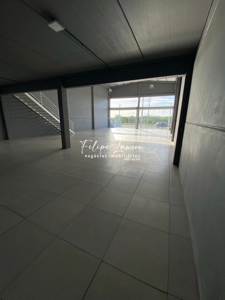Predio comercial com 250m2 próximo loja PraCasa Lorenzeti: 8ª foto da galeria de imagens do imóvel