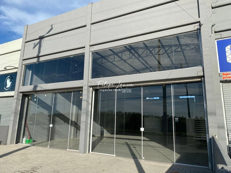 Predio comercial com 250m2 próximo loja PraCasa Lorenzeti: 1ª foto da galeria de imagens do imóvel
