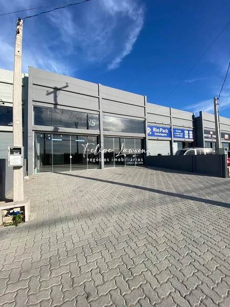Predio comercial com 250m2 próximo loja PraCasa Lorenzeti: 2ª foto da galeria de imagens do imóvel