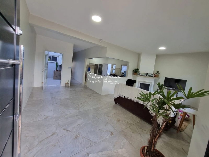 Casa térrea 3 quartos próximo ao Tênis Clube: 1ª foto da galeria de imagens do imóvel