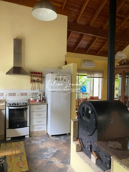 Casa impecável no altos do laranjal com 3 quartos: 25ª foto da galeria de imagens do imóvel