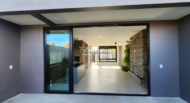 Casa nova com 3 dormitórios e 180m² privativos no Recanto de Portugal: 13ª foto da galeria de imagens do imóvel