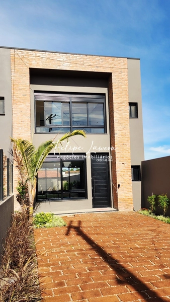 Casa nova com 3 dormitórios e 180m² privativos no Recanto de Portugal: 1ª foto da galeria de imagens do imóvel