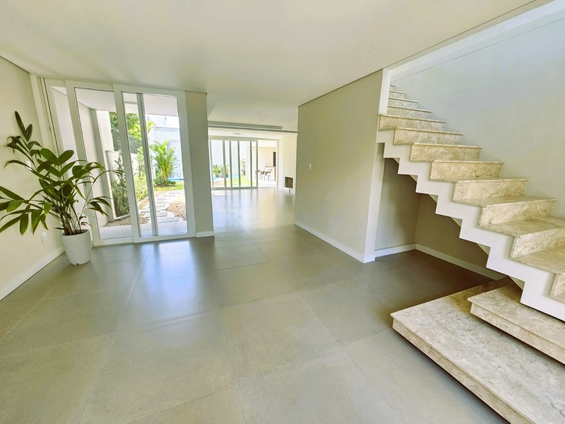 Casa 3 suítes com design moderno na Zona Norte: Próxima ao Parque Tênis: 10ª foto da galeria de imagens do imóvel