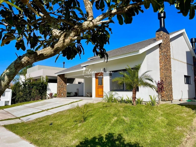 Casa nova 3 suítes e semi mobiliada no Alphavile: 2ª foto da galeria de imagens do imóvel
