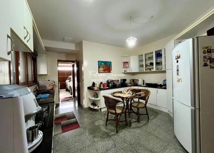 Belíssima casa na Baronesa 3 0u 4 dormitórios : 10ª foto da galeria de imagens do imóvel