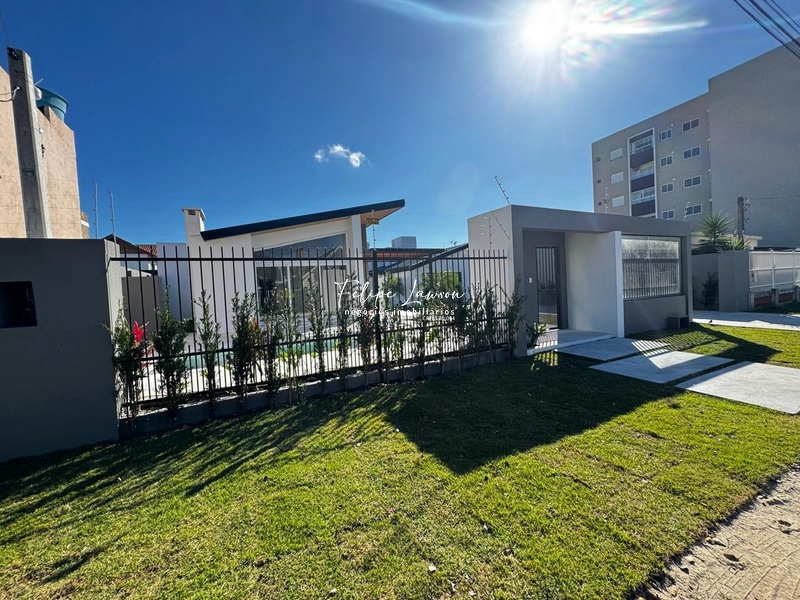 Casa térrea 3 quartos no Cassino a duas quadras da Avenida principal: 2ª foto da galeria de imagens do imóvel