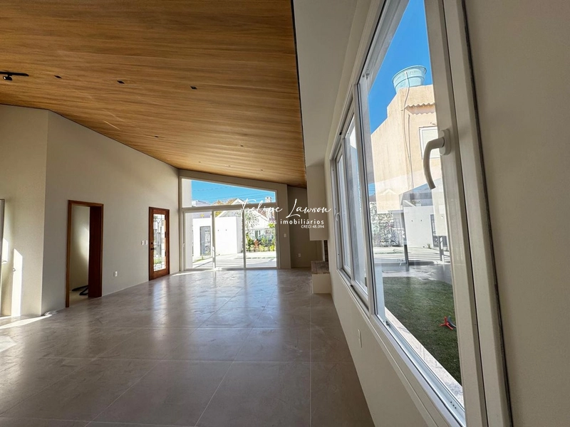 Casa térrea 3 quartos no Cassino a duas quadras da Avenida principal: 5ª foto da galeria de imagens do imóvel