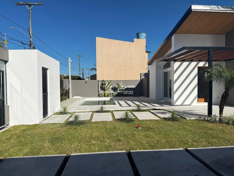Casa térrea 3 quartos no Cassino a duas quadras da Avenida principal: 10ª foto da galeria de imagens do imóvel