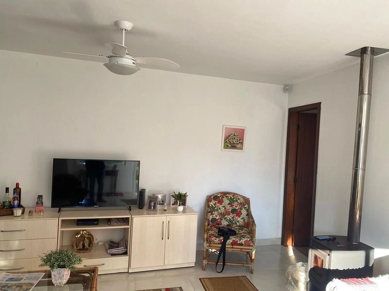 Casa térrea 2 quartos  com  pátio no Recanto de Portugal : 4ª foto da galeria de imagens do imóvel