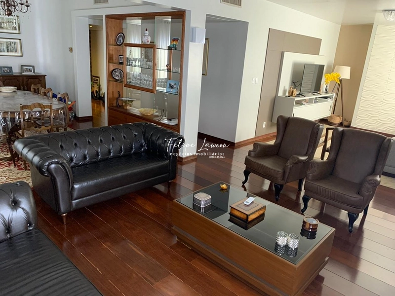 Apartamento amplo com 4 dormitórios em região central: 5ª foto da galeria de imagens do imóvel