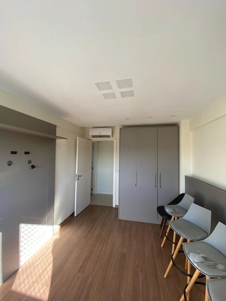 Apartamento com 2 quartos no Central Park em andar alto, vista oeste, sacada com churrasqueira e vaga de garagem: 11ª foto da galeria de imagens do imóvel