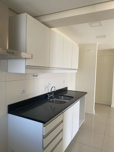 Apartamento com 2 quartos no Central Park em andar alto, vista oeste, sacada com churrasqueira e vaga de garagem: 8ª foto da galeria de imagens do imóvel