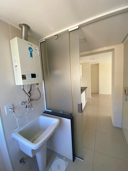 Apartamento com 2 quartos no Central Park em andar alto, vista oeste, sacada com churrasqueira e vaga de garagem: 9ª foto da galeria de imagens do imóvel