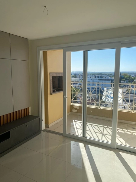 Apartamento com 2 quartos no Central Park em andar alto, vista oeste, sacada com churrasqueira e vaga de garagem: 3ª foto da galeria de imagens do imóvel