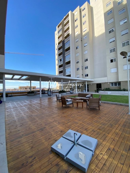 Apartamento novo 2 dormitórios sendo suite com sacada em andar alto: 23ª foto da galeria de imagens do imóvel