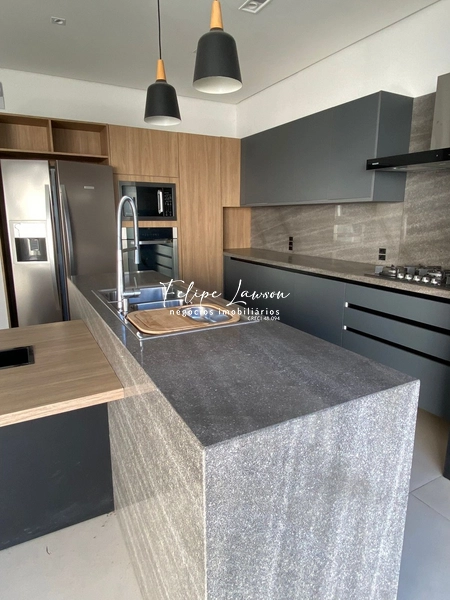 Casa impecável com 3 dormitórios no Boungaville: 5ª foto da galeria de imagens do imóvel