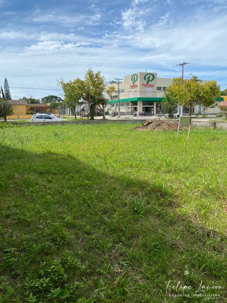 Terreno de esquina na Avenida rio grande do Sul, Laranjal: 3ª foto da galeria de imagens do imóvel