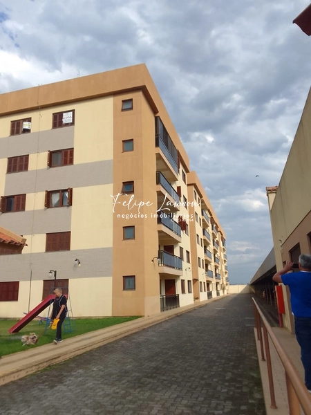 Apartamento com 130m² com dormitórios próximo Colina do Sol: 1ª foto da galeria de imagens do imóvel