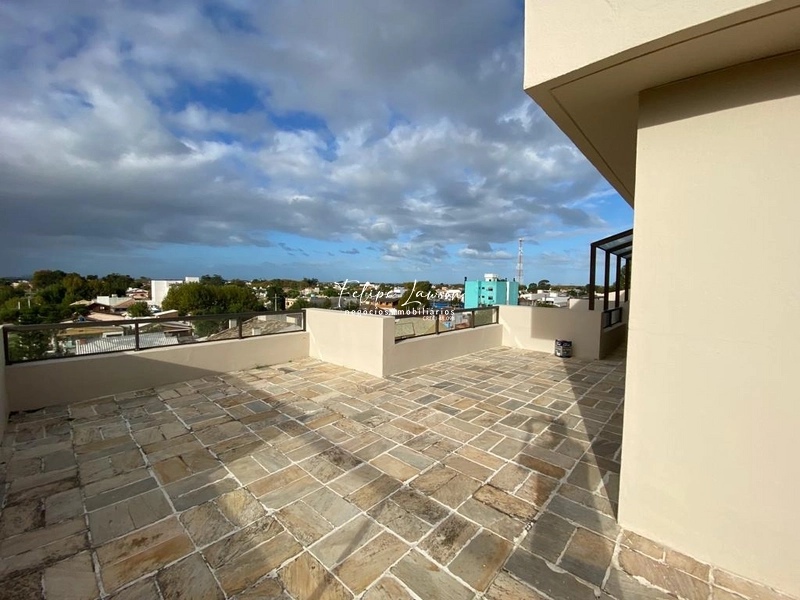 Cobertura duplex na praia do cassino: 36ª foto da galeria de imagens do imóvel