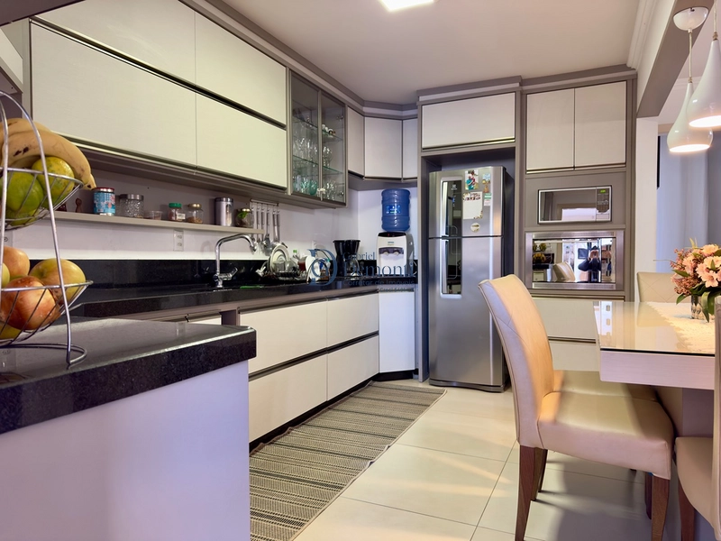 Casa com Sala Comercial à Venda na Rua Principal de Rodeio | Excelente Oportunidade de Investimento: 4ª foto da galeria de imagens do imóvel