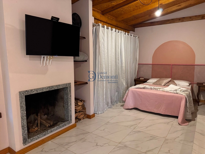 Seu refúgio na natureza com 3 chalés — pronto para viver ou investir: 14ª foto da galeria de imagens do imóvel