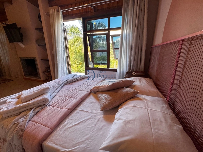 Seu refúgio na natureza com 3 chalés — pronto para viver ou investir: 7ª foto da galeria de imagens do imóvel