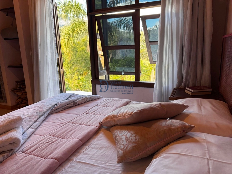 Seu refúgio na natureza com 3 chalés — pronto para viver ou investir: 9ª foto da galeria de imagens do imóvel