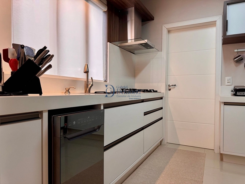 Alto padrão no Jardins em Blumenau — sofisticado e totalmente renovado: 37ª foto da galeria de imagens do imóvel