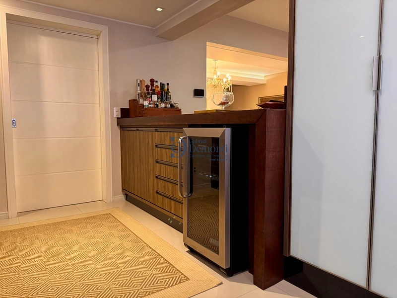 Alto padrão no Jardins em Blumenau — sofisticado e totalmente renovado: 15ª foto da galeria de imagens do imóvel