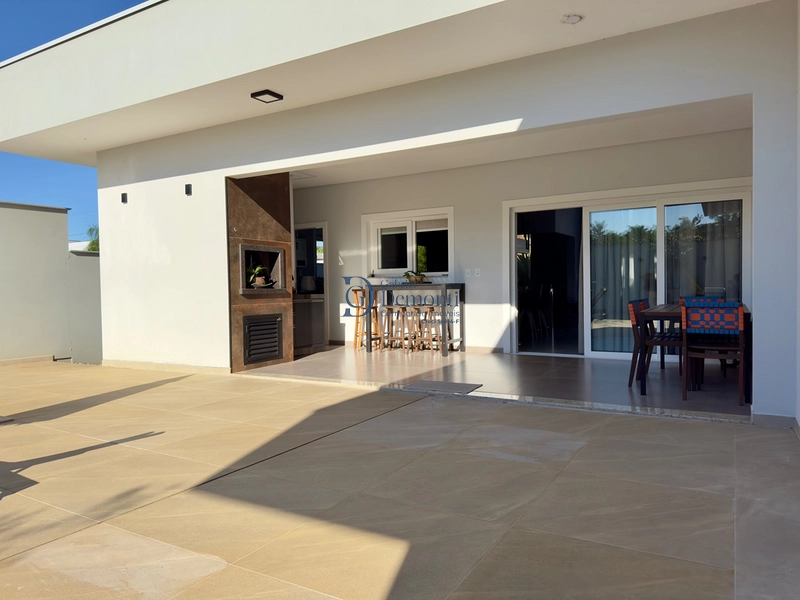 Casa de Alto Padrão com 3 Suítes, Piscina e Automação em Timbó: 7ª foto da galeria de imagens do imóvel