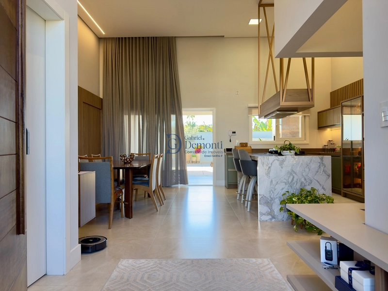 Casa de Alto Padrão com 3 Suítes, Piscina e Automação em Timbó: 12ª foto da galeria de imagens do imóvel