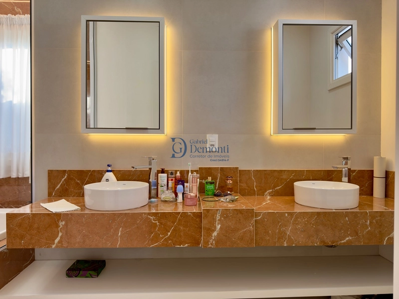 Casa de Alto Padrão com 3 Suítes, Piscina e Automação em Timbó: 17ª foto da galeria de imagens do imóvel