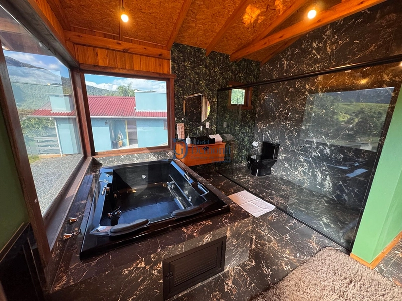 Conjunto com 3 chalés mobiliados na natureza — ideal para uso e renda: 19ª foto da galeria de imagens do imóvel