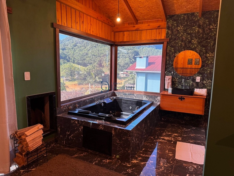 Conjunto com 3 chalés mobiliados na natureza — ideal para uso e renda: 10ª foto da galeria de imagens do imóvel