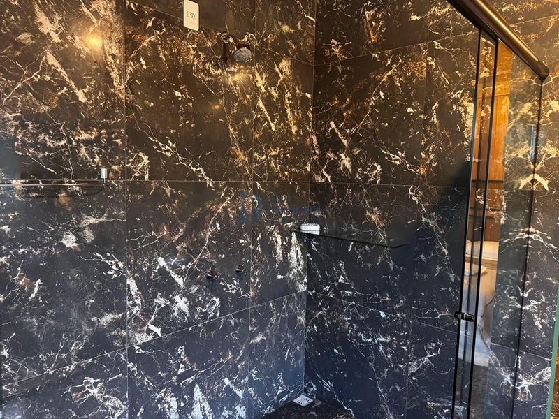 Conjunto com 3 chalés mobiliados na natureza — ideal para uso e renda: 13ª foto da galeria de imagens do imóvel