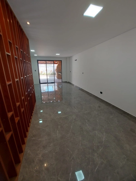 Sobrado à Venda Parque Oratório, Santo André: 2ª foto da galeria de imagens do imóvel