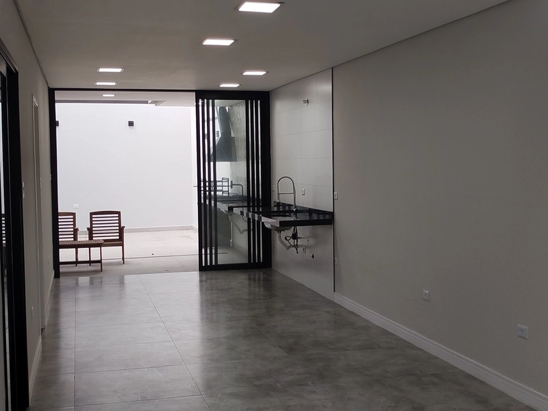 Sobrado Novo à venda na Vila Alzira, Santo André: 3ª foto da galeria de imagens do imóvel