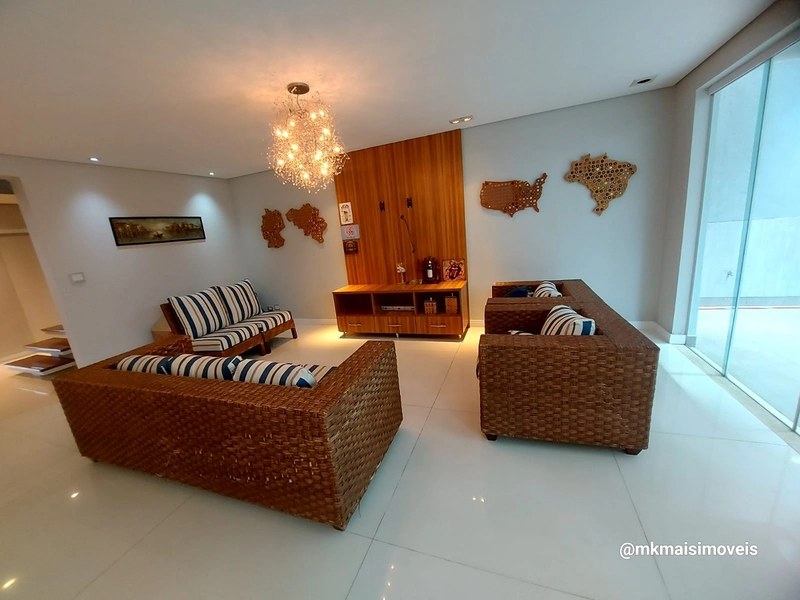 Casa à venda 4 dormitórios 526m² na Vila Bocaina, Mauá: 4ª foto da galeria de imagens do imóvel