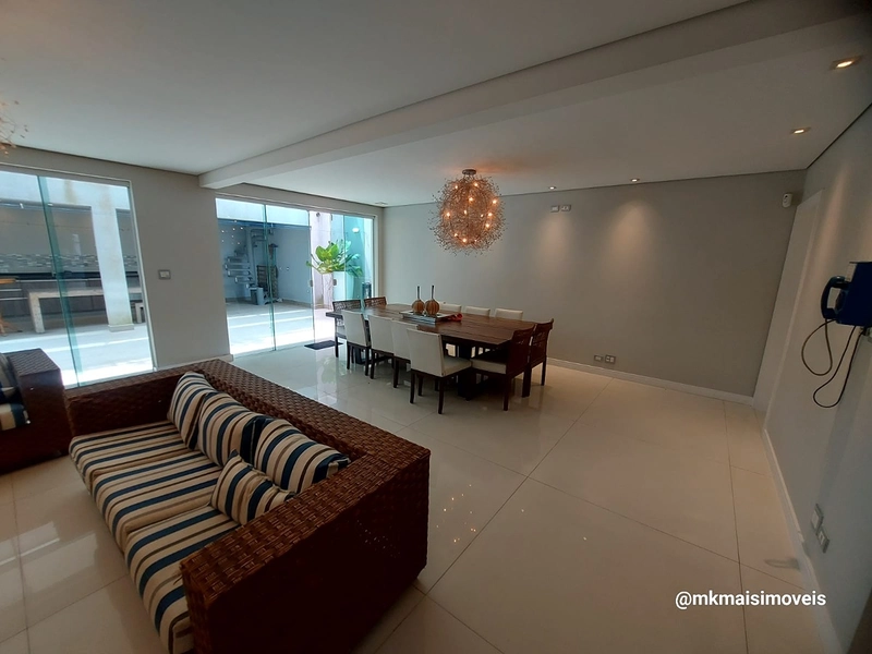 Casa à venda 4 dormitórios 526m² na Vila Bocaina, Mauá: 8ª foto da galeria de imagens do imóvel