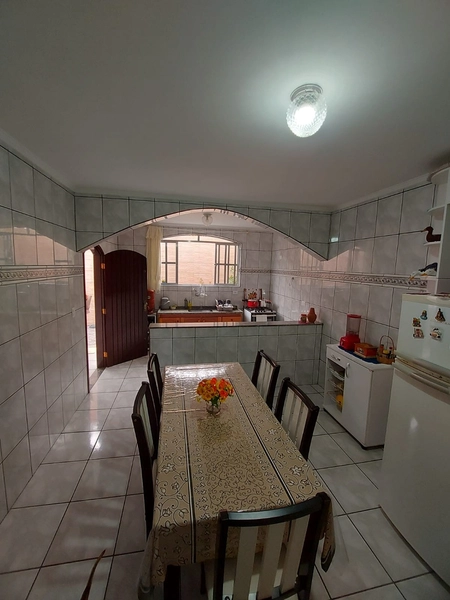 Casa à venda no Bairro Quarta Divisão, Ribeirão Pires: 3ª foto da galeria de imagens do imóvel