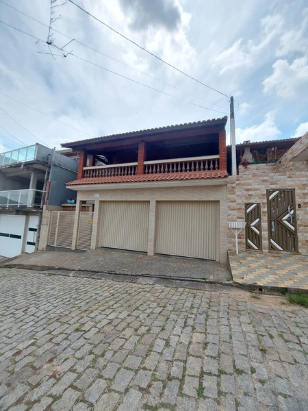 Casa à venda no Bairro Quarta Divisão, Ribeirão Pires: 2ª foto da galeria de imagens do imóvel