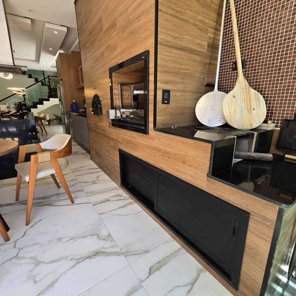 Casa com sala de cinema em condomínio à venda em Boituva, SP: 2ª foto da galeria de imagens do imóvel